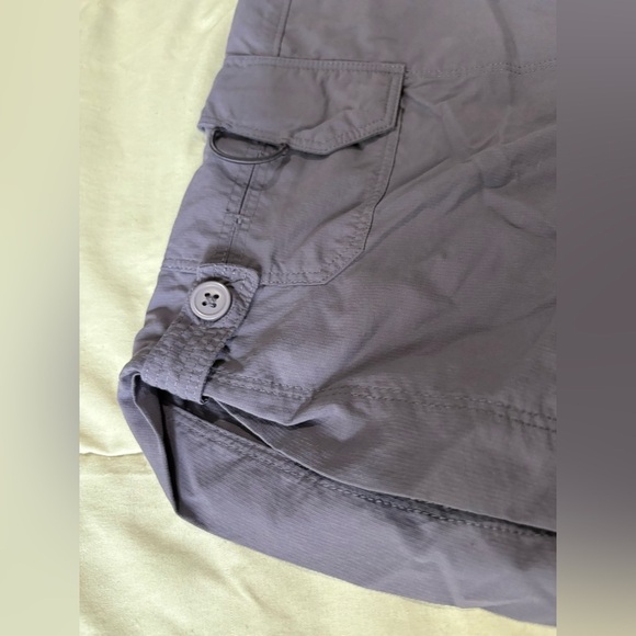 Mountain Hardware Miranda cargo hiking shorts purple size 8 - Picture 5 of 9